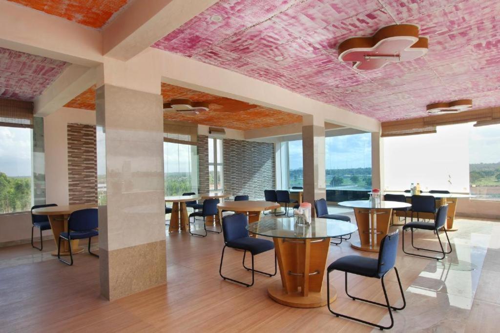 Hotel Airport Residency Bangalore Devanahalli Dış mekan fotoğraf